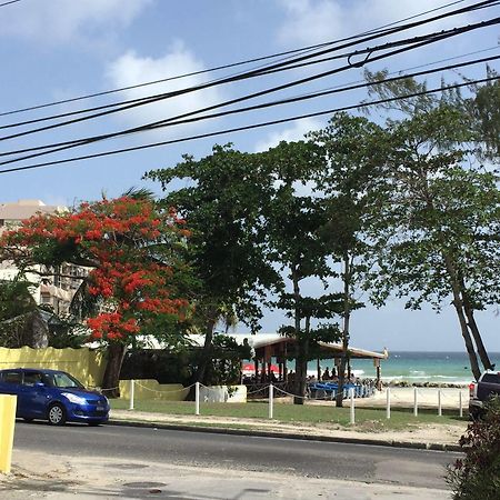Southern Surf Beach Apartments Rockley Екстер'єр фото