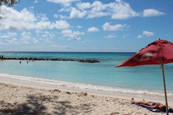 Southern Surf Beach Apartments Rockley Екстер'єр фото